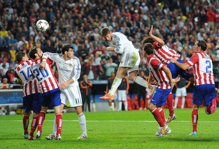 马竞训练课现团结信号：西蒙尼与总监阿莱曼尼亲切拥抱