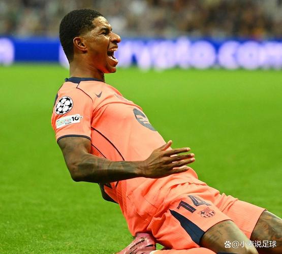 特拉福德立大功！近距离扑出戈登势在必得的单刀球