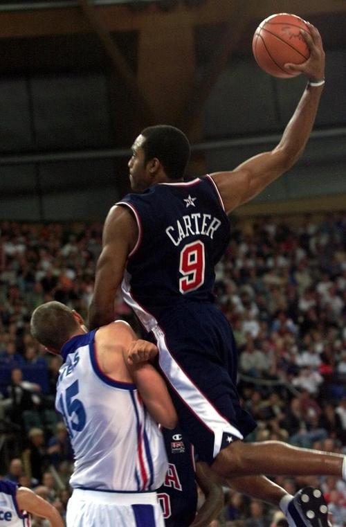 精妙配合！卡马特过人下底传中，博尼轻松推射破门