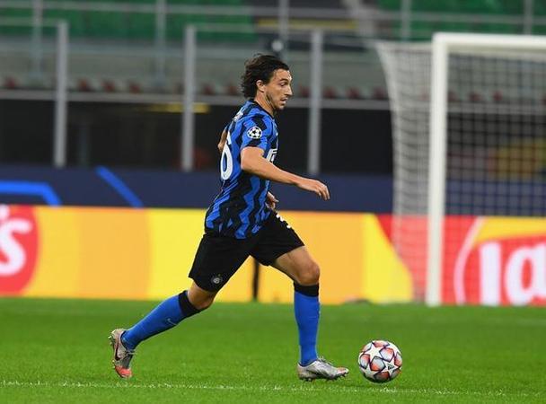 达米安突发急性肠胃炎，都灵战国米后防面临新调整