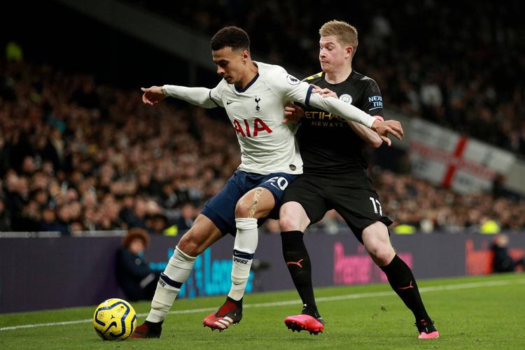 卡马特揭秘助攻细节：我看到了空间并送出传中