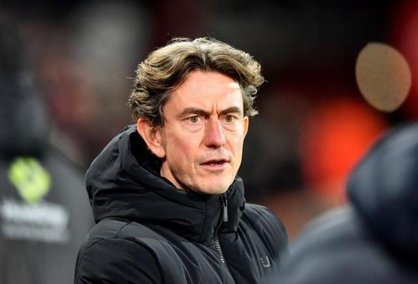 泰晤士报：弗兰克训练节奏慢引球员不满，战术讲解冗长