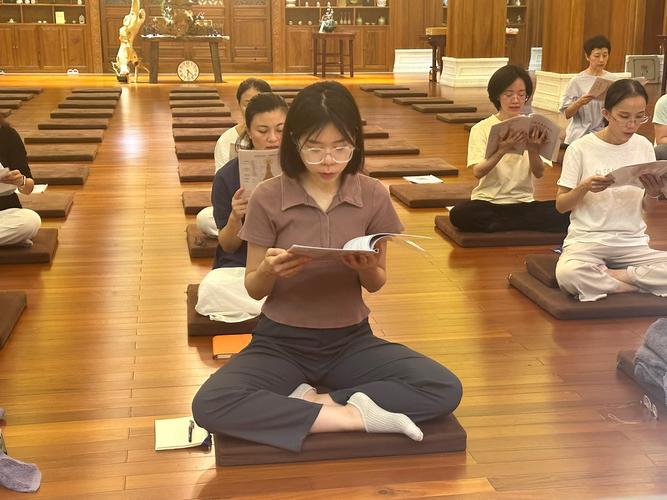 舍什科如何利用休息日：早起打篮球冥想读书全记录