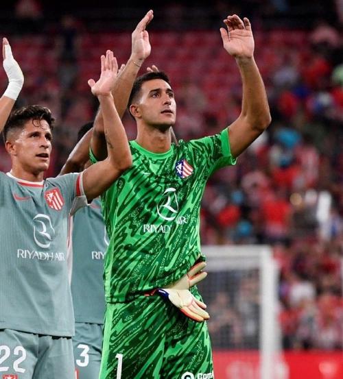 零封巴萨后穆索感叹：这支充满智慧的球队由冠军球员组成