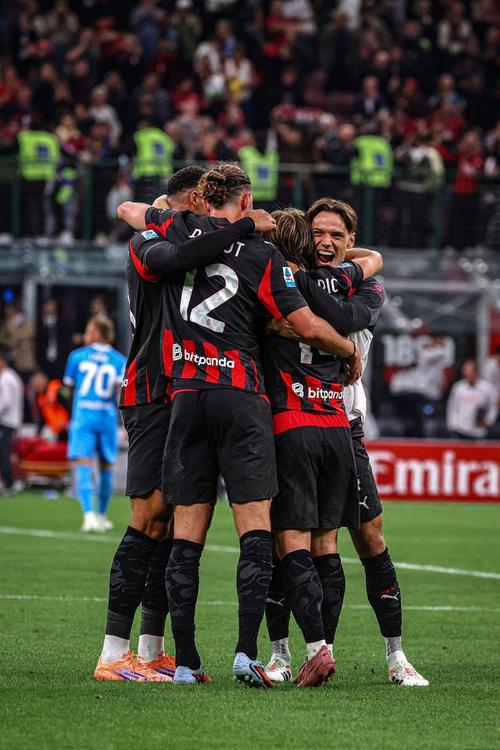 AC米兰2-1比萨，得分机会4-2成制胜关键，射门数据持平