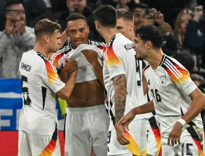 德甲助攻大四喜！莱尔森比肩名宿成多特第二人