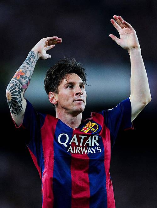 巴萨投诉裁判标准不一：关键手球未判与VAR录音问题