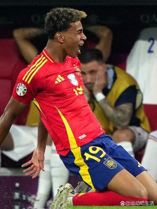 言语不当致红牌！莫拉塔社媒回应：凡事皆可被扭曲