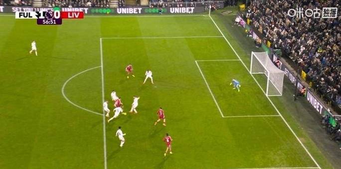 霍安门前封堵两连击，进攻方越位进球无效