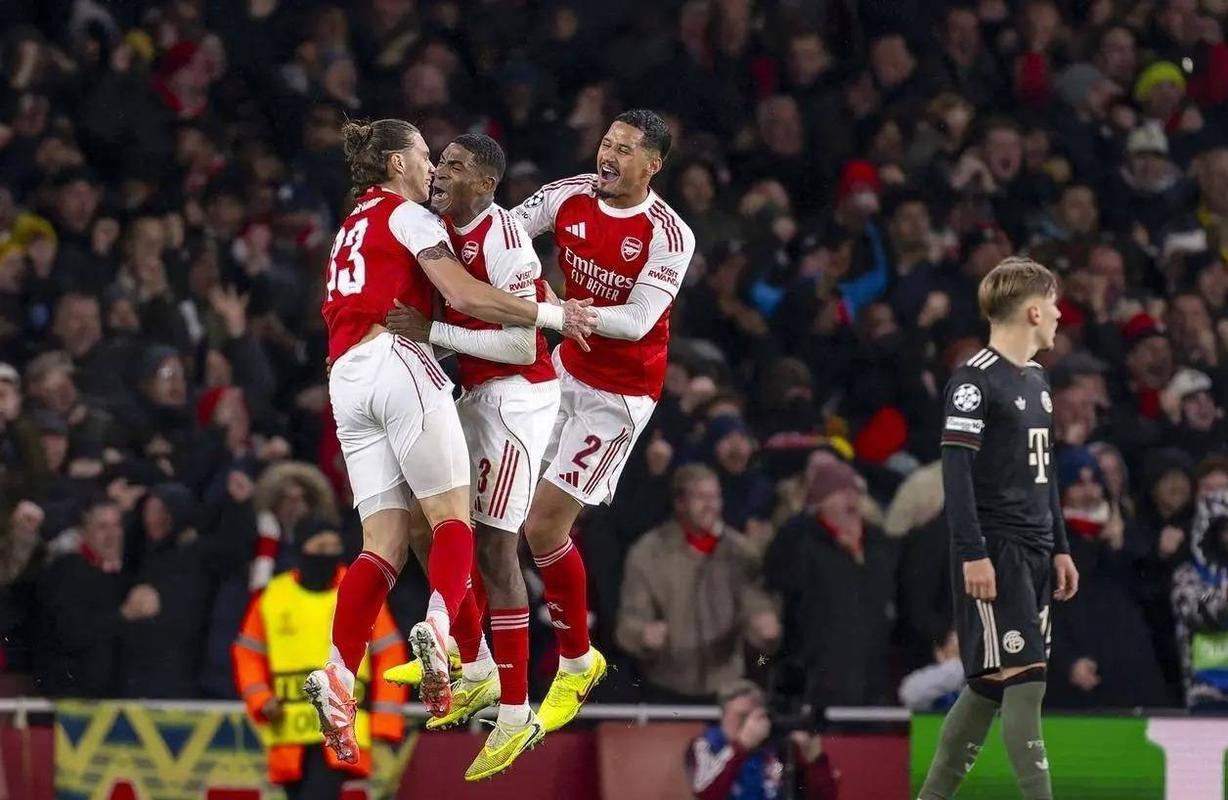 阿森纳曼城冲击史无前例四冠王，三月定关键