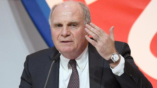 拜仁主席赫内斯评价孔帕尼签约：堪比头奖，图赫尔合作失利