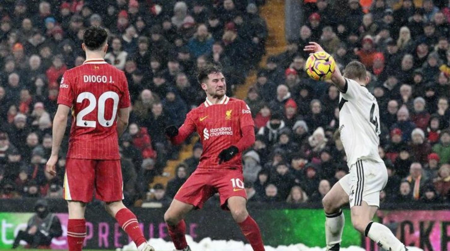 曼联求购麦卡遭否认，双红会间超半世纪无球员往来