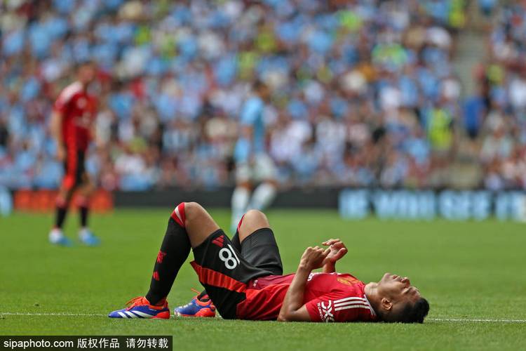 萨哈建议曼联引进帕尔默与恩德里克增强进攻