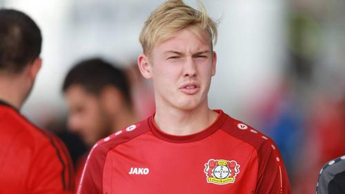 町田前锋表现引阿洛伊西调侃：可能去世界杯