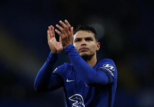 迪萨西专访：在切尔西坐冷板凳的日子，靠家人支持坚持