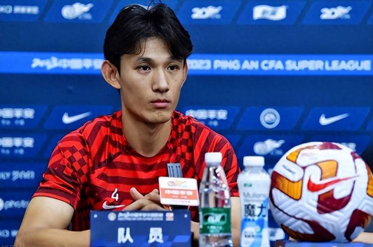 徐根宝建议王燊超：若想成为教练，应从青训基础开始做起