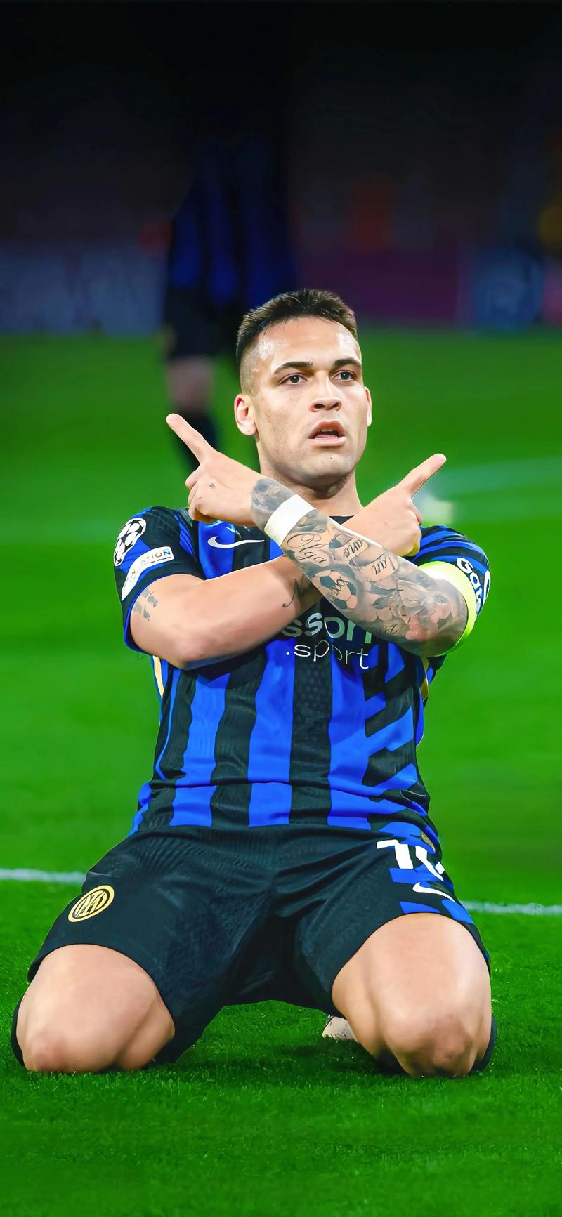 国米官方：劳塔罗左腿肌肉疲劳，具体伤情下周重新评估