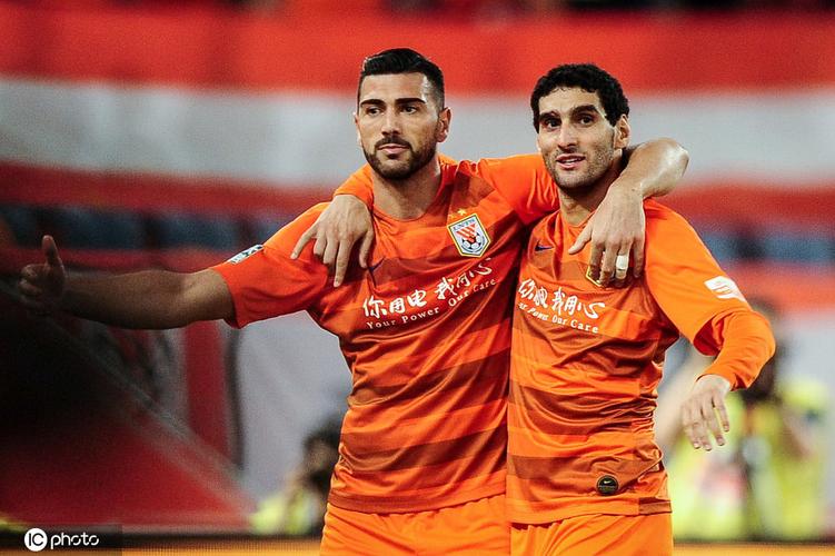 中超外援制度变革：王勤伯探讨放开限制的可行性