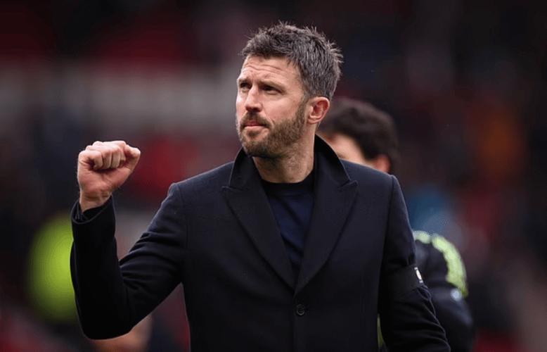 费迪南德揭秘：卡里克评马夏尔具金球实力