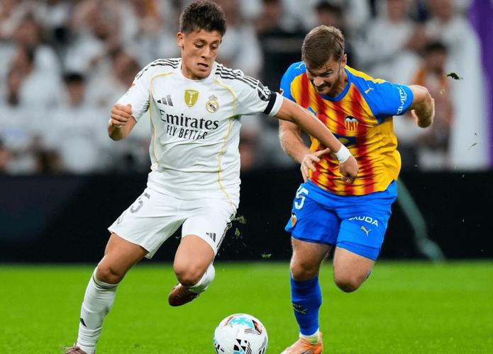 独家：姆巴佩被指是卑鄙小人，梅斯旧将亲述辱骂事件