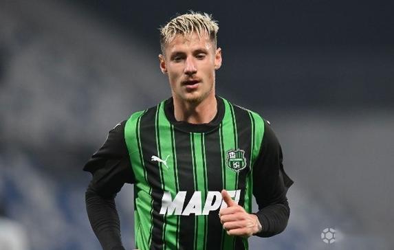 萨索洛本赛季发挥不俗？皮纳蒙蒂进球后透露沟通细节