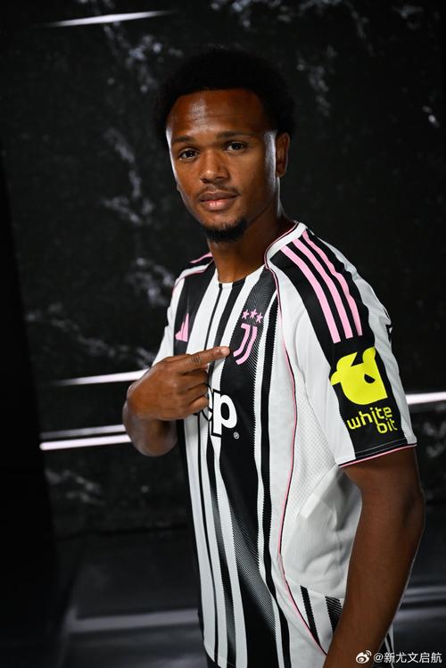 奥蓬达失单刀！尤文爆冷0-2科莫，联赛三轮不胜陷低谷