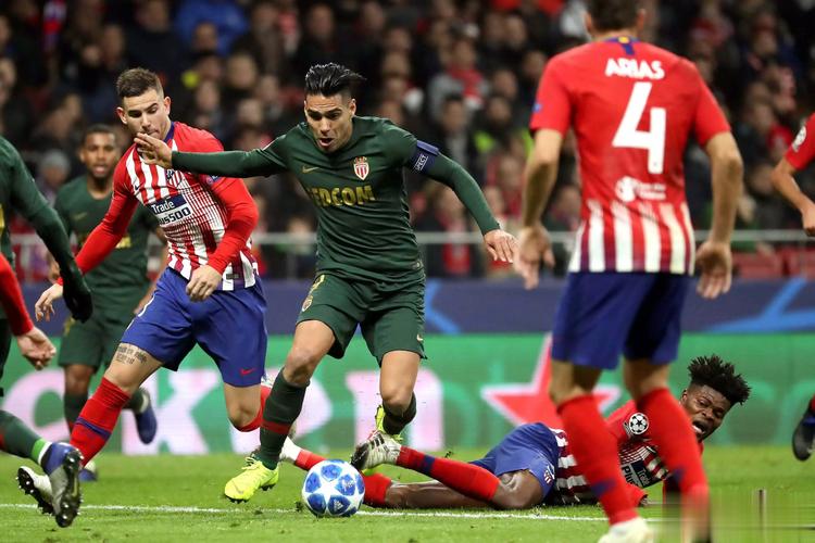 维拉热刺马竞竞逐里昂攻击型中场苏尔克