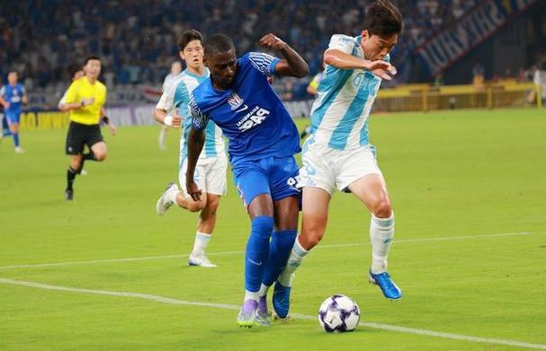 申花旧将阿苏埃西乙闪光，替补进球助球队逼平对手