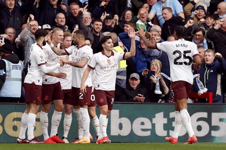 电讯报前瞻：曼城2-0阿森纳 并以3分优势夺冠