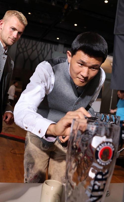 埃贝尔指出基米希关键错误：简单解围即可，何苦让金玟哉负责