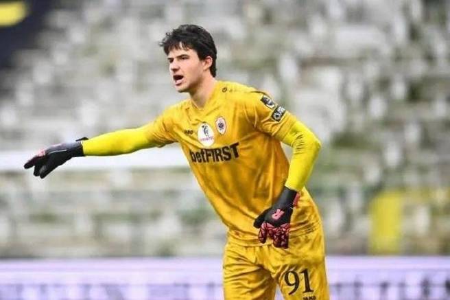 曼联门神拉门斯获内维尔认可，冷静表现被赞前途无量