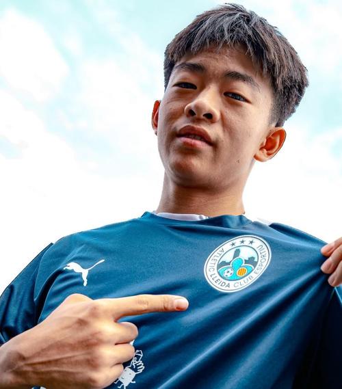 邝兆镭热身赛高光时刻：突破造角球并助攻队友破门