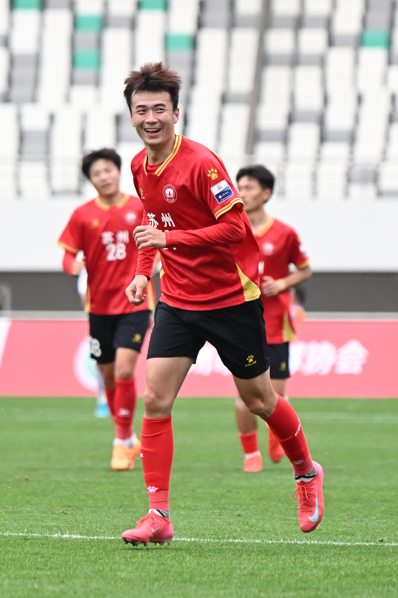 官宣！陈彬彬2026赛季加盟辽宁铁人足球俱乐部！