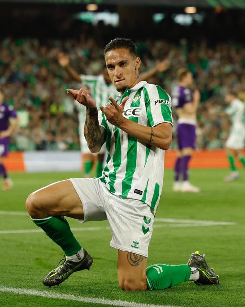 球报：普雷斯蒂安尼社媒攻击欧足联，面临停赛罚款风险