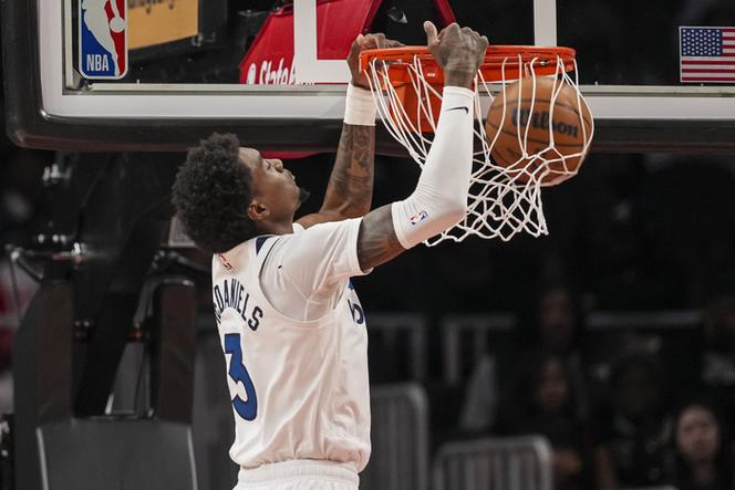 没有你真不行！麦克丹尼尔斯两分球9中9砍20分3助正负值+20最高