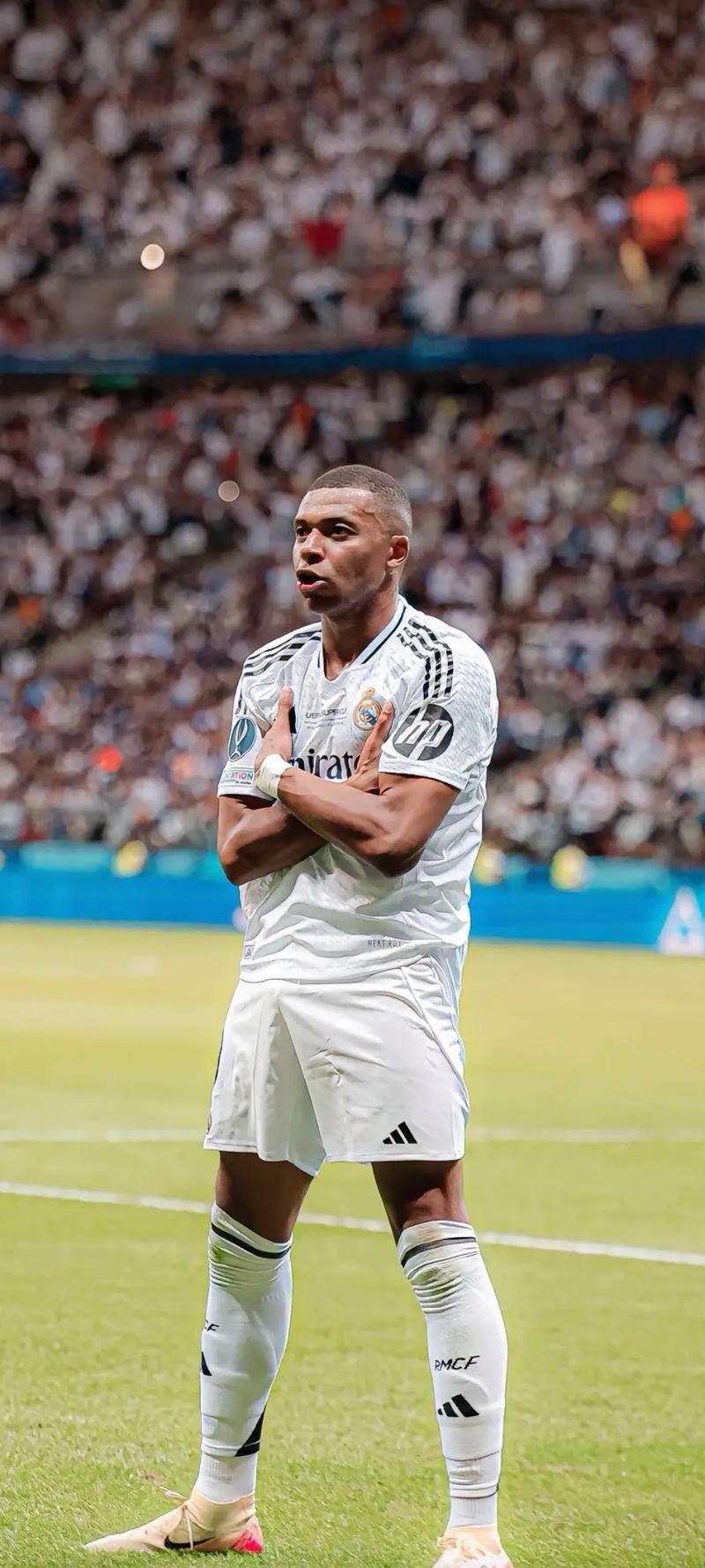 姆巴佩百分百恢复后必将回归球队