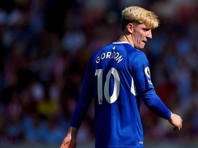 枪手新目标戈登，实力是否已超越两大边锋？