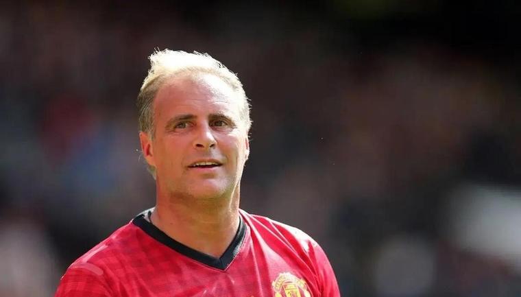 曼联利好！卡里克称芒特将复出，德里赫特伤情好转