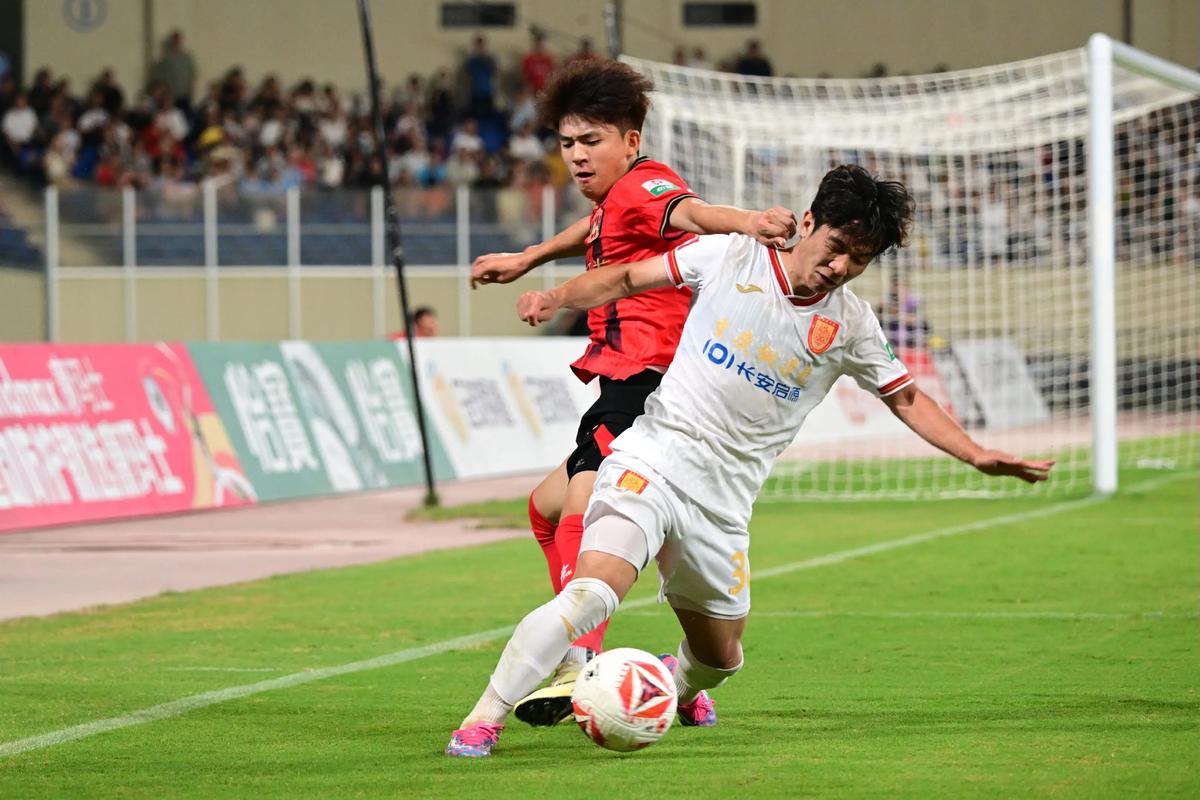 苏州东吴俱乐部友好协商签下球员赵申澳，增强阵容