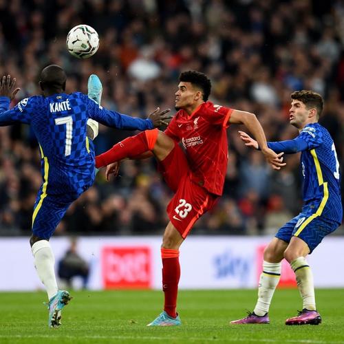 很强！路易斯迪亚斯本赛季35场20球16助，平均每80分钟造1球