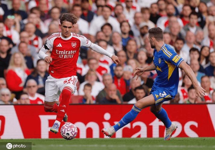 道曼+萨尔蒙，阿森纳成为历史首支派两名16岁小将首发的英超球队