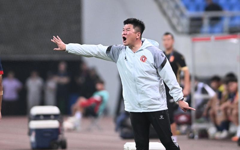 回山东受球迷追捧！李金羽：不是每位球员都能享受到这样的待遇