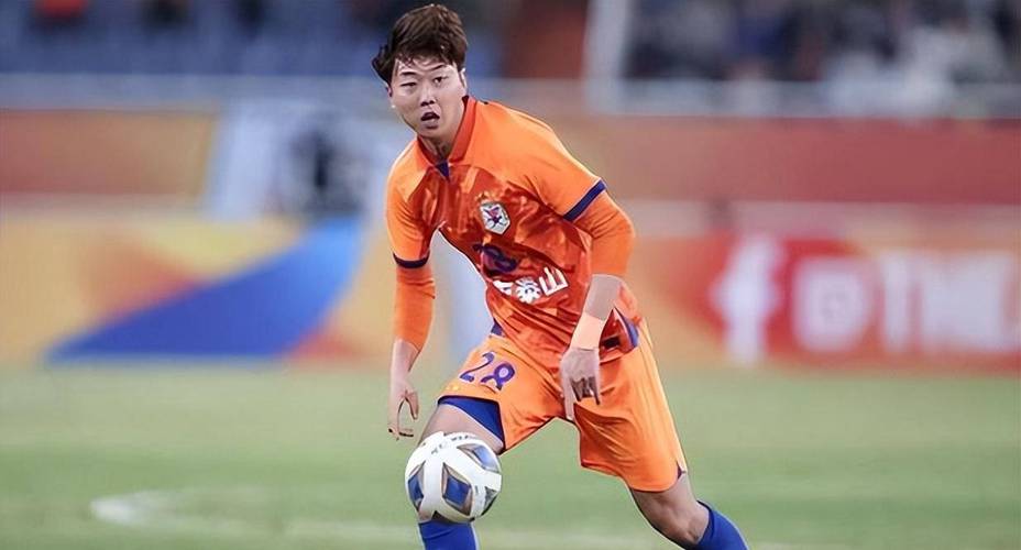 曾是福冈黄蜂队友！高准翼晒与邦本宜裕合照：老友重逢，三分拿下