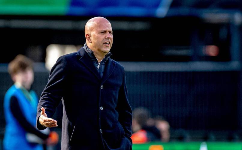 22天7赛！利物浦主帅斯洛特面临轮换终极考验